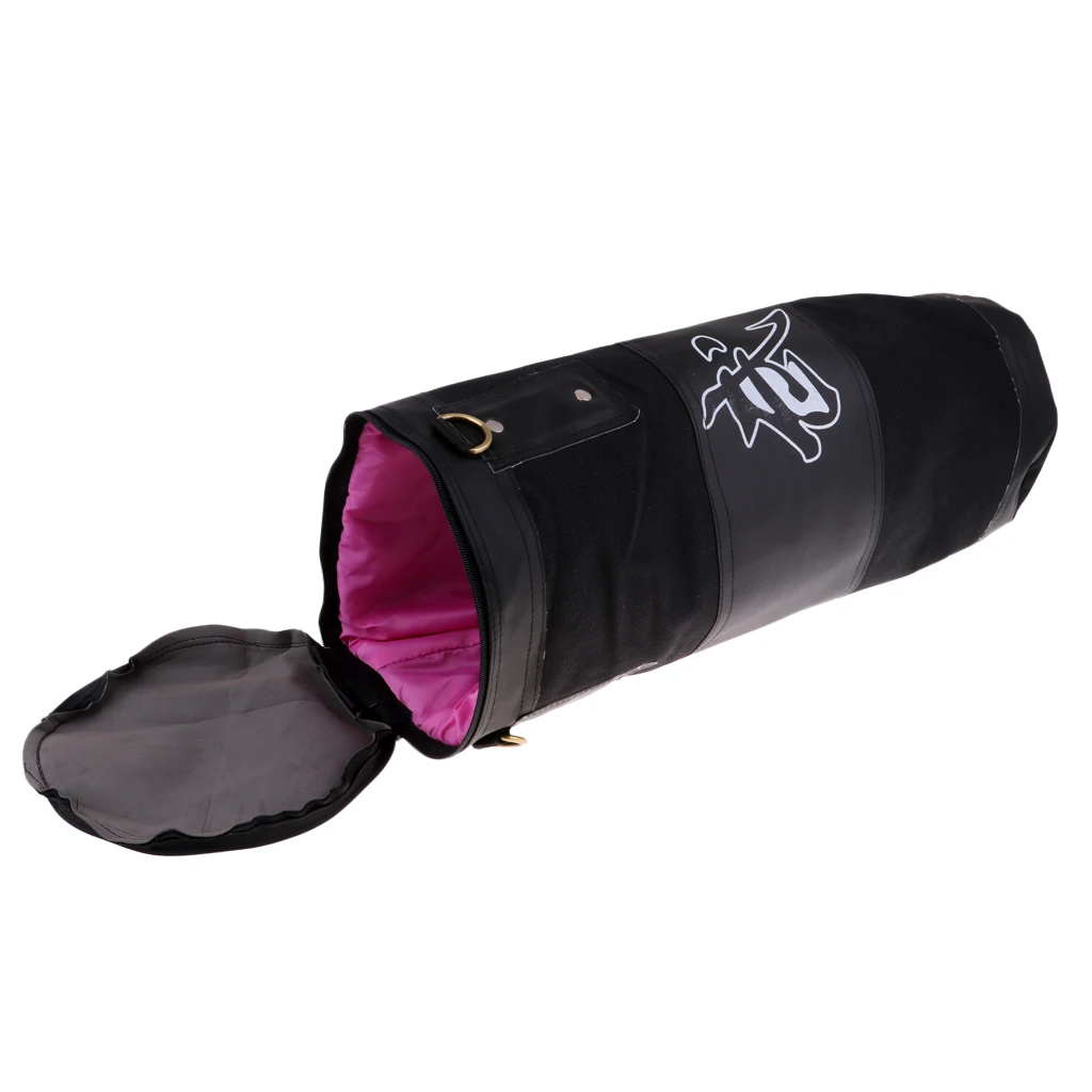 Незаполненный комплект тяжелых мешков с перчатками отличное снаряжение для