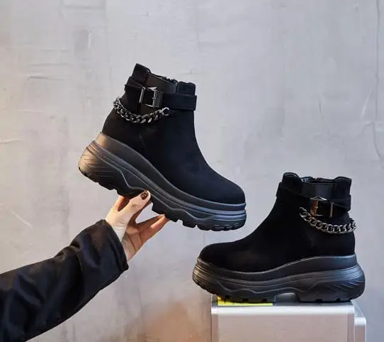 

High Top Snow Boots Woman Genuine Leather 2019 Plush Velvet Female Warm Shoes Winter Snow boots new Boots Cotton Padded