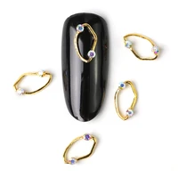 2019 new 10 pieces crystal bright pearl nail rhinestone alloy nail art decorations glitter diy 3d cje nail jewelry pendant