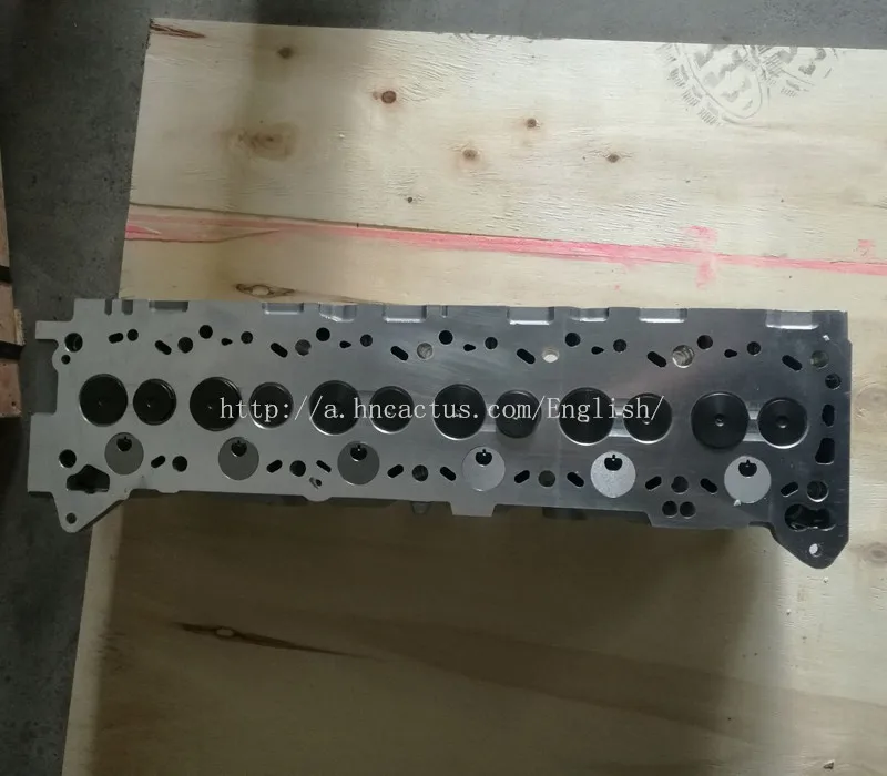 

RD28 AMC908601 полный цилиндр головки для Nissan Patrol 11040-G9825