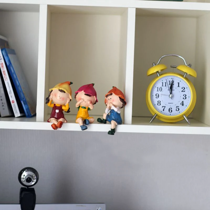 Комплект детской одежды из 3 х предметов с изображением куклы смолы украшение