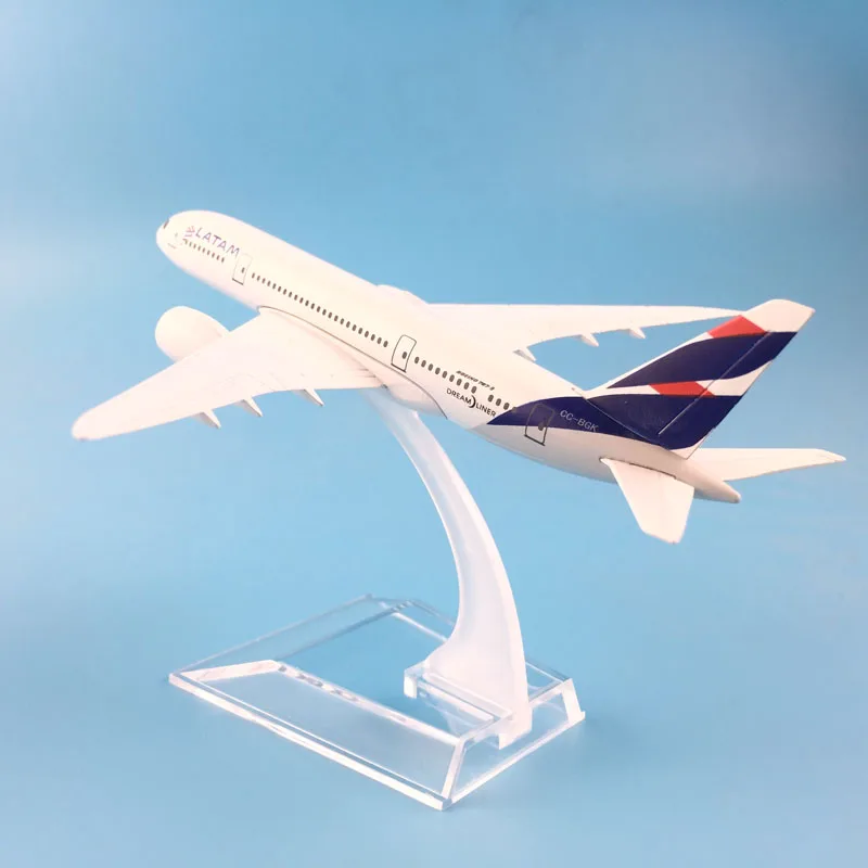 16 см A380 Boeing 777 латам металлическая модель самолета Модель W Стенд детские игрушки дети год/День рождения/коллекции подарки