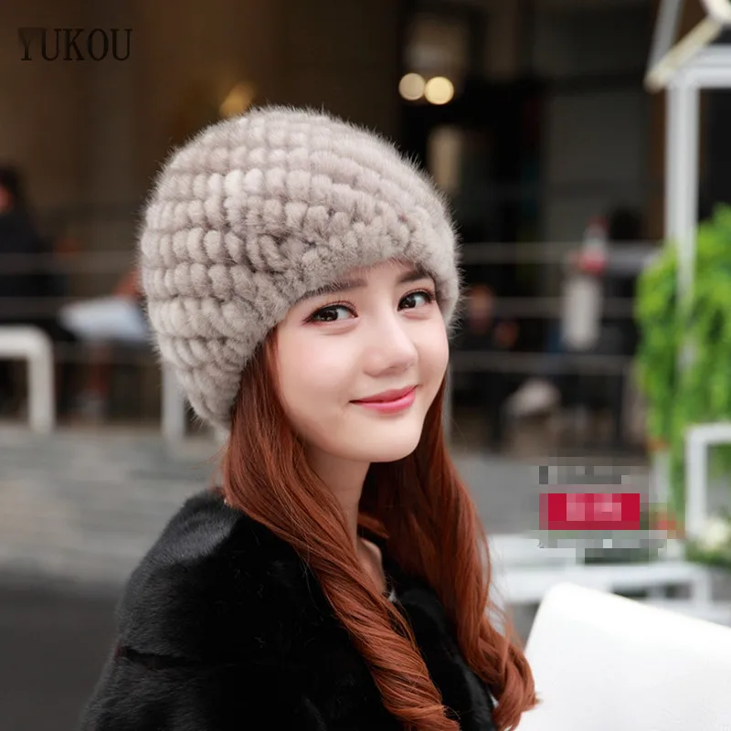2019 Fashion Womens Real Mink Fur Hats With Stripe Design Cute Ladies Winter Warm Mink Fur Head And Ear Cap