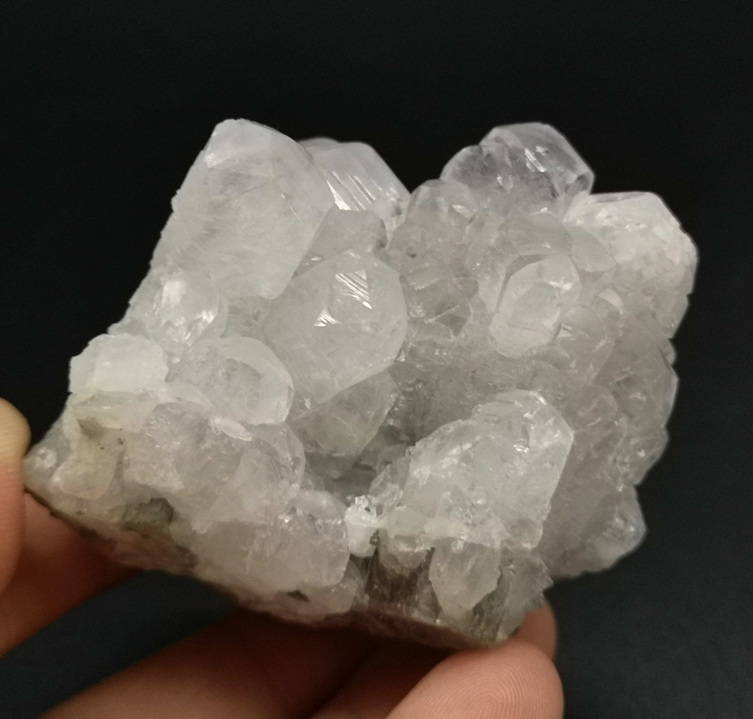 144 г Природный кальцит кластер минеральный кристалл образцы камней и кристаллы