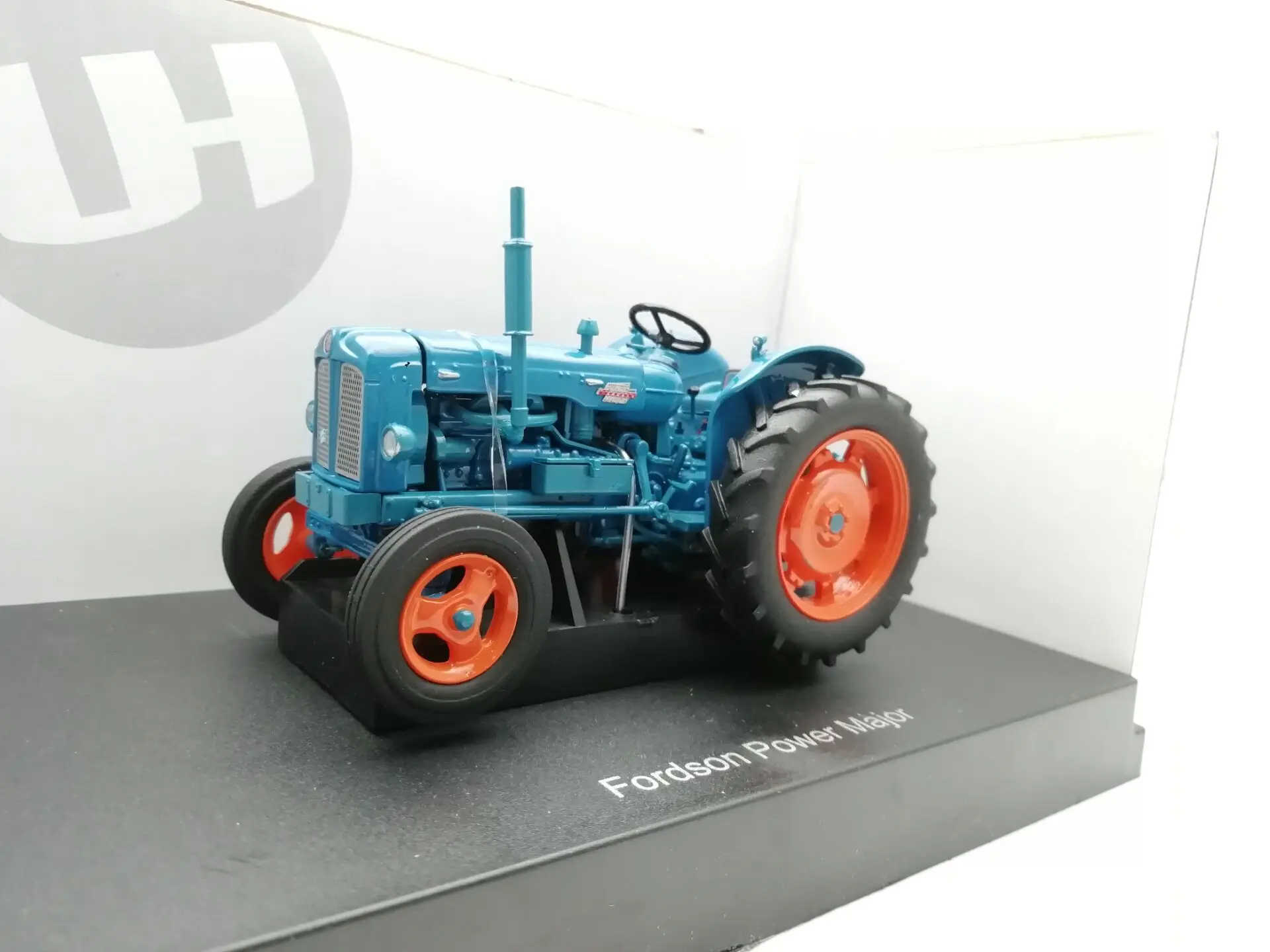 UH 2636 1:32 Fordson power Основные сельскохозяйственные тракторы литые игрушки из сплава для автомобилей для детей детские игрушки оптом