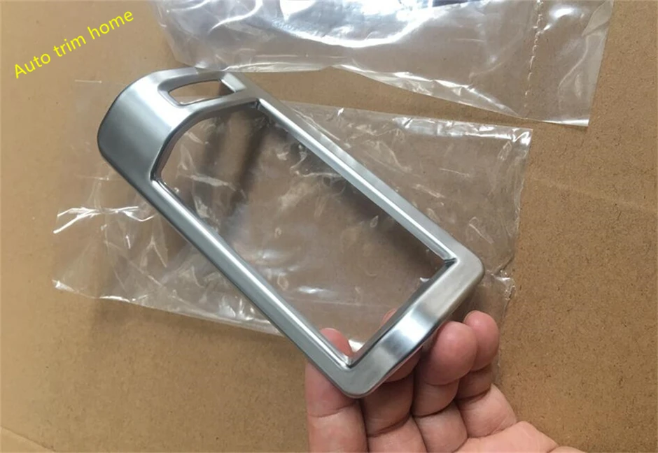 

Door Pillar B Door Air Conditioner AC Vent Outlet Cover Trim Fit For VOLVO XC60 2018 2019 2020 2021 ABS / Carbon Fiber Look