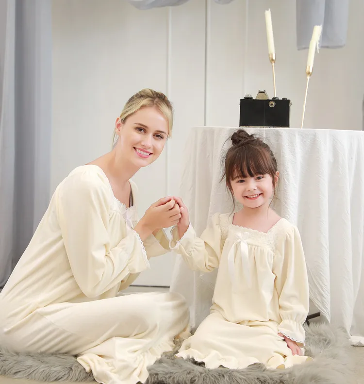 Winter Spring Daughter and Mother Rabbit Velvet Nightgowns Childern Thermal Cashmere Night Dress Retro | Женская одежда