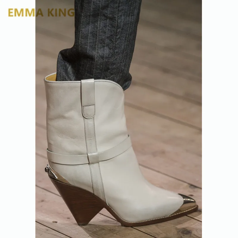 EMMA KING/кожаные сапоги до середины икры с металлическими заклепками и острым