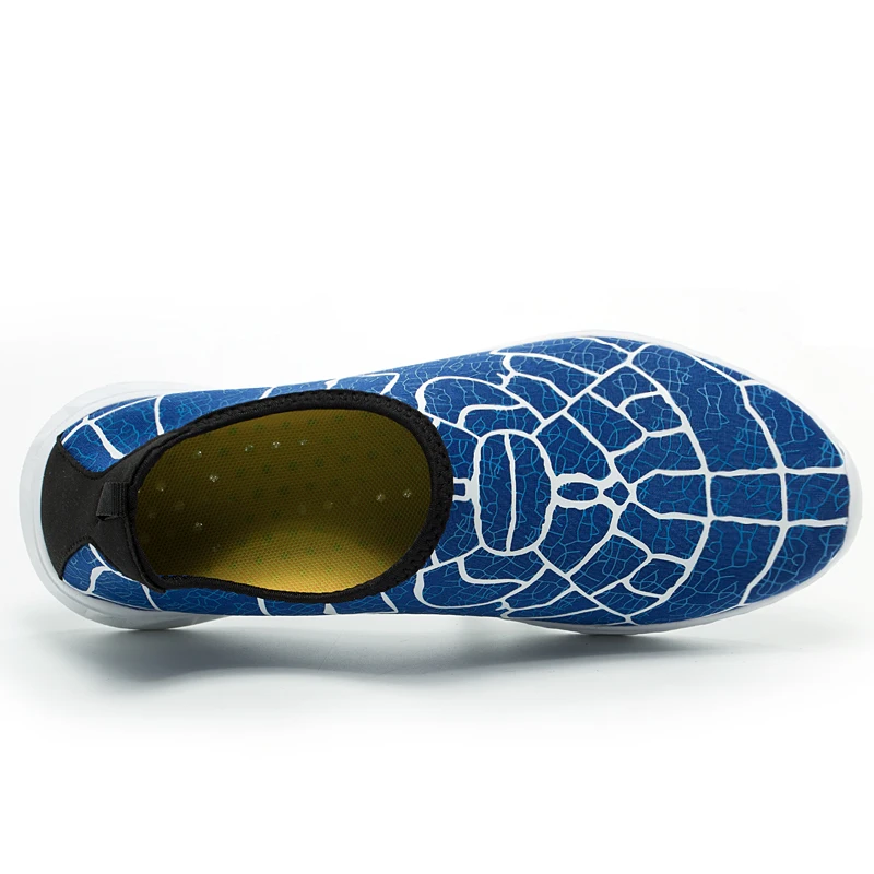 Мужские и женские кроссовки размера плюс для любителей водных видов спорта