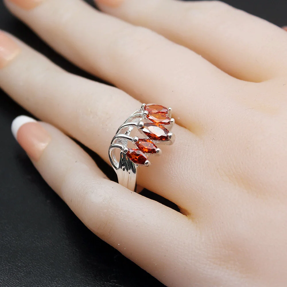 Комплект из серег и кольца серебристого цвета с гранатом|Ювелирные наборы| |