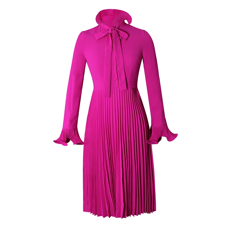 Женское облегающее платье однотонное фиолетовое плиссированное с бантом на