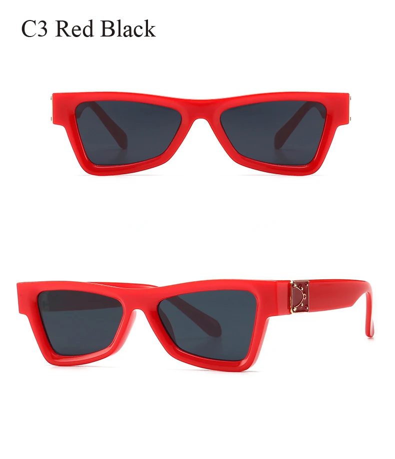 Triangular Cat Eye Sunglasses Women European America Style Classic Vintage Brand Rivet Decoration Sun Glasses Butterfly Shades