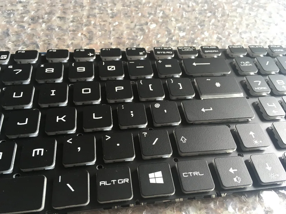 Верхняя клавиатура для MSI GL72 GP72 GE62 GE72 GL62 GP60 GS70 GP62 GT72 16J9 с подсветкой
