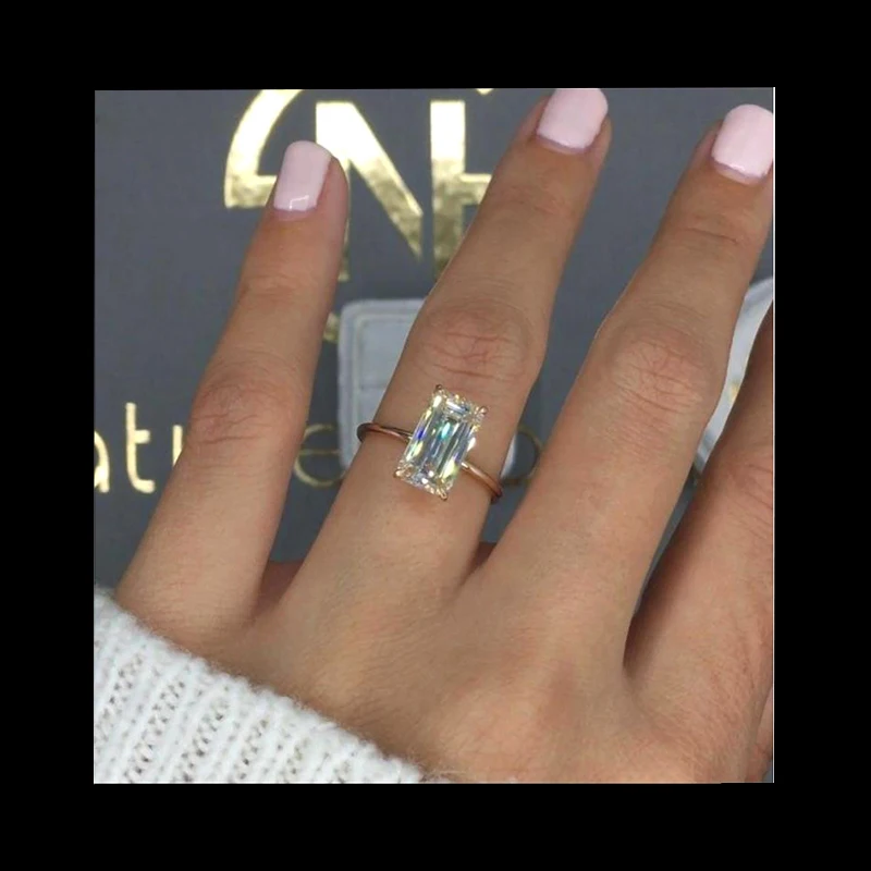 Роскошное обручальное кольцо 3ct VVS1 с муассанитом однотонное из 18 каратного