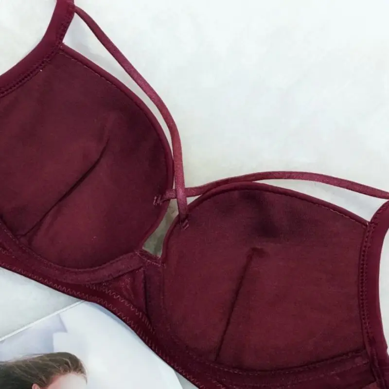 Регулируемый сексуальный бюстгальтер бесшовный тонкий на косточках 70 85B женский