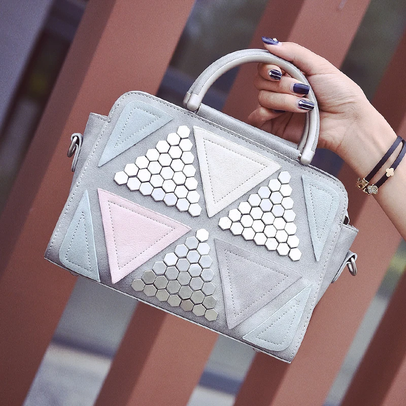 Новое поступление 2020 модная женская сумка сумки с заклепками для молодых девушек