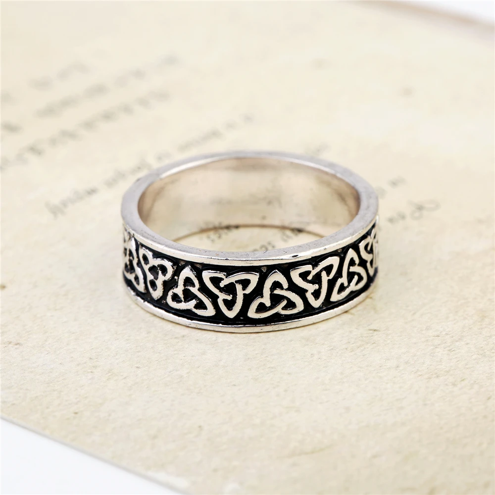 Женские и мужские классические круглые кольца с ирландским узлом треугольным