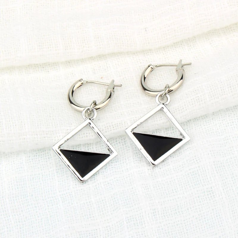 1 пара квадратные серьги-кольца с эмалью Женские Геометрические серьги