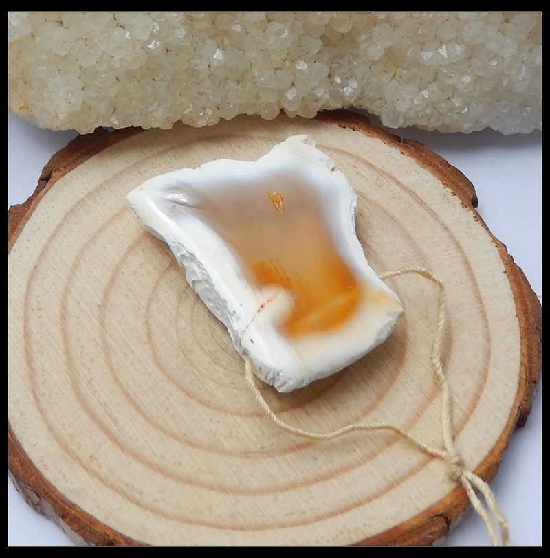 

Sale 1Pcs Nugget Agate Gemstone Fashion Pendant 34x26x8mm 9.55g