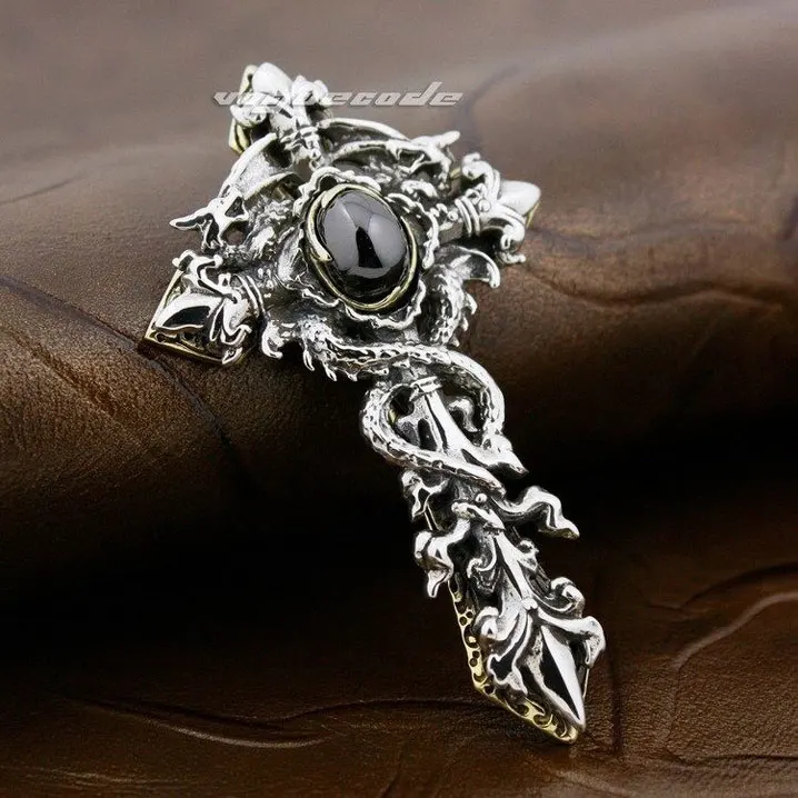 Черная подвеска в виде шпагата дракона из фианита серебряная с твердым камнем