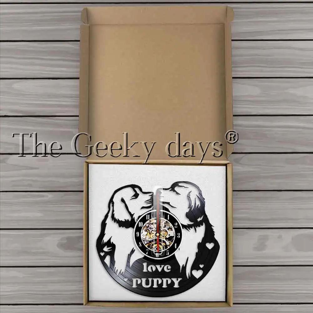 Любовь Щенка Мопса целование настенные часы собака укрытия украшения любителей