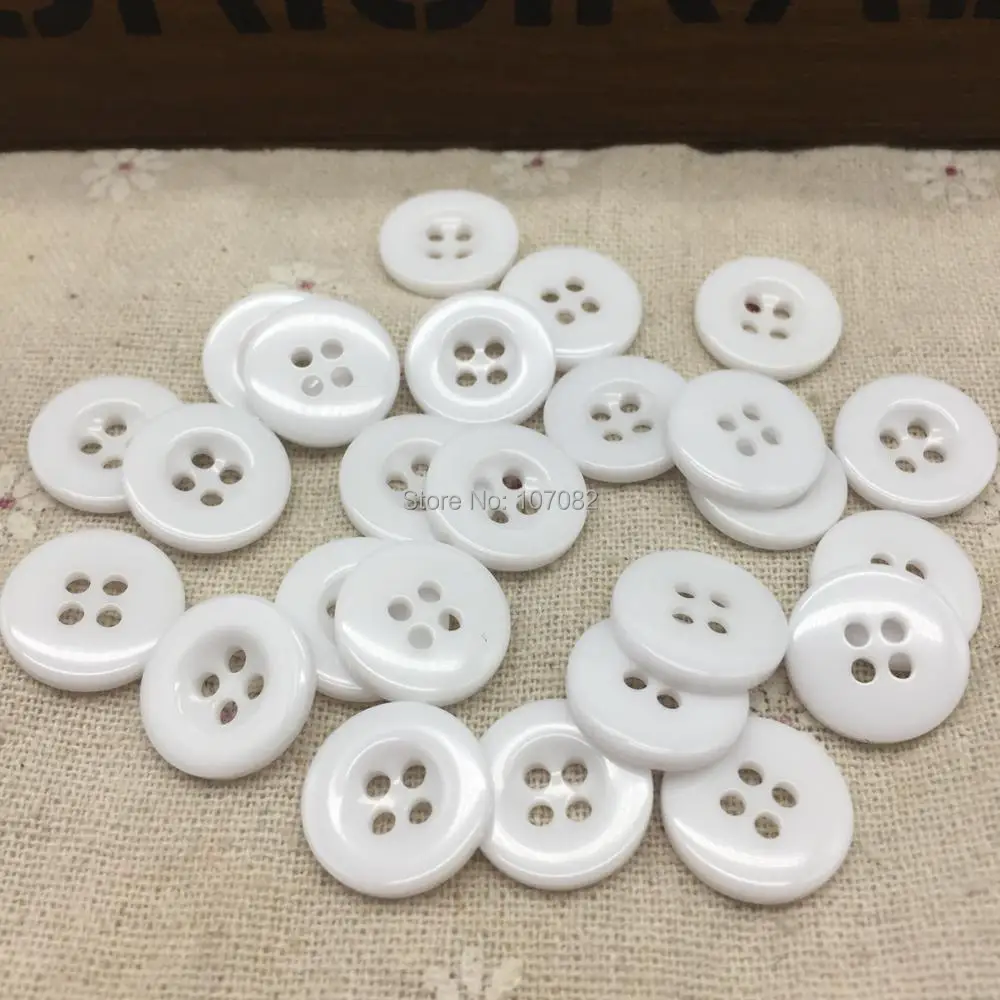 

300pcs 15mm Resin White Buttons Round 4 Holes Sewing Shirt Clothing Accessories