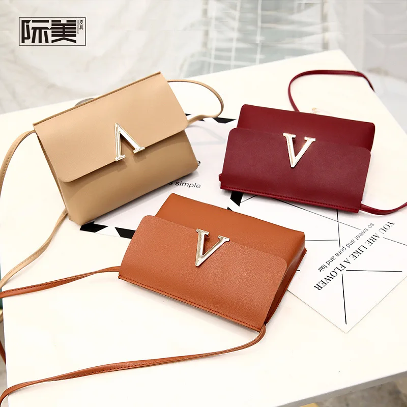 Оптовая продажа новой v образной женской сумки одна сумка через плечо маленькая с