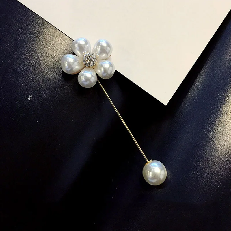 

Personality fashion contracted the new five disc flowers ms pearl long puncture brooch brooches