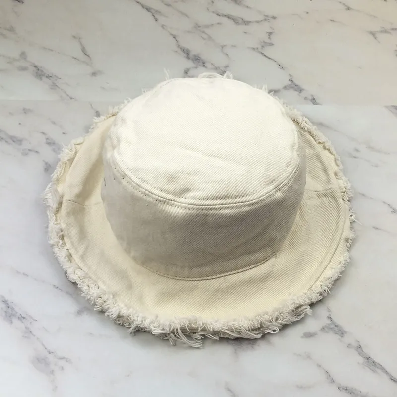 

Fashion woman sun hats