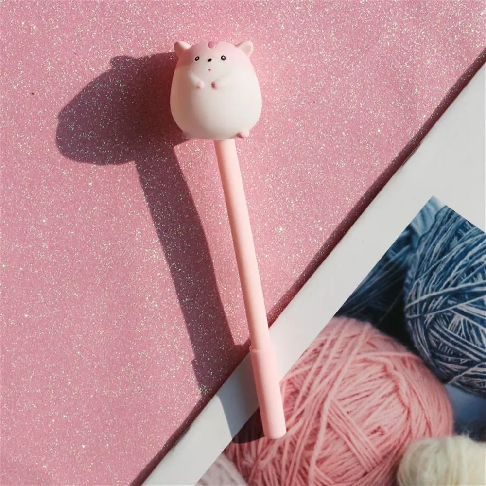 

1pcs Lovely Hamster Gel Pen Signature Pen Escolar Papelaria School Office Supply Promotional Gift