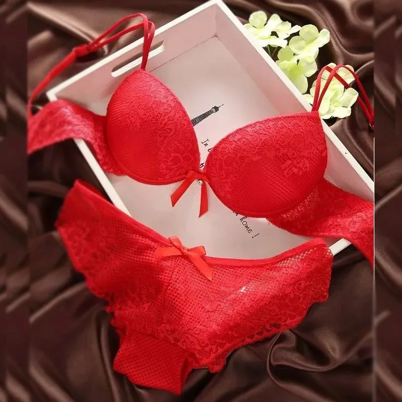Комплект женского кружевного нижнего белья с чашками пуш ап|bra set|women underwear bra