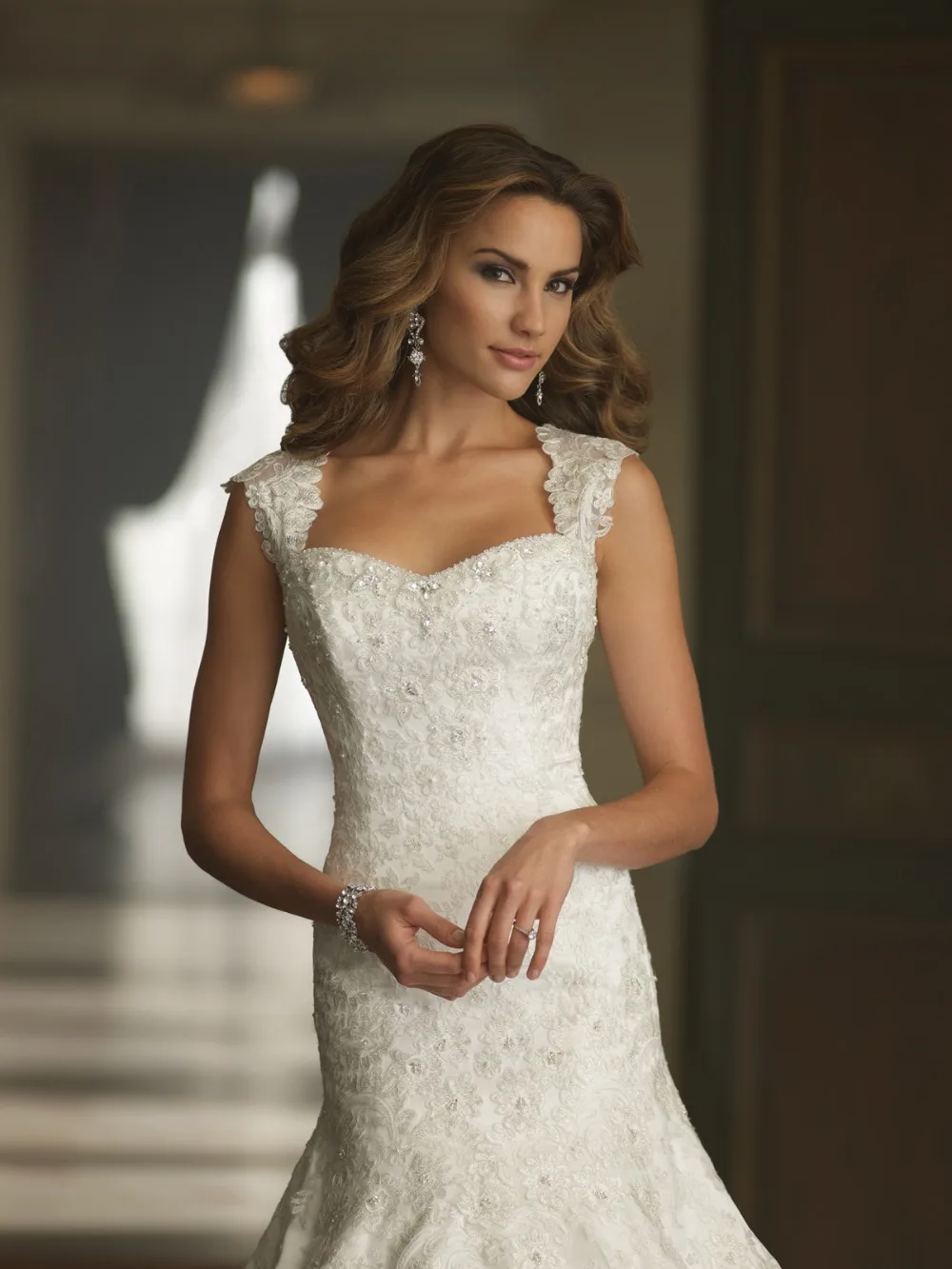 New Lace Covered Back Wedding Dresses See Through Cap Sleeves Bride Gowns for Women 2014 Fashion | Свадьбы и торжества