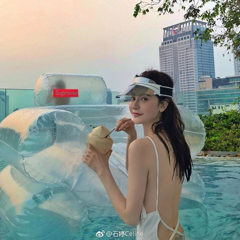 Сексуальный цельный купальник женский однотонный белый стринги с открытой