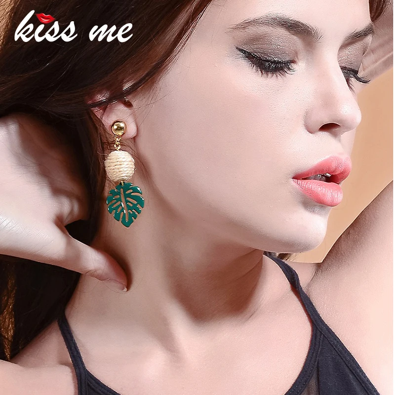 Женские серьги подвески KISS ME из цинкового сплава с зелеными листьями и помпонами