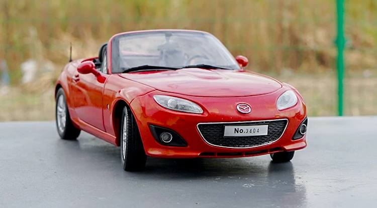 1/18 Mazda MX-5 родстер литая под давлением модель автомобиля из металлического сплава игрушка мальчик Коллекция подарков красная оригинальная коробка