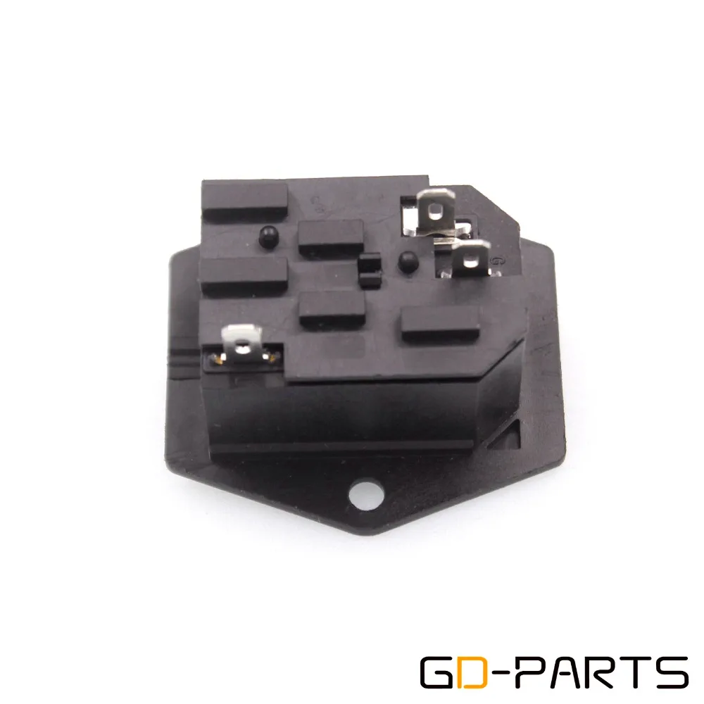 1 шт. приемная розетка ICE320 C14 с держателем предохранителя красный светильник вкл.