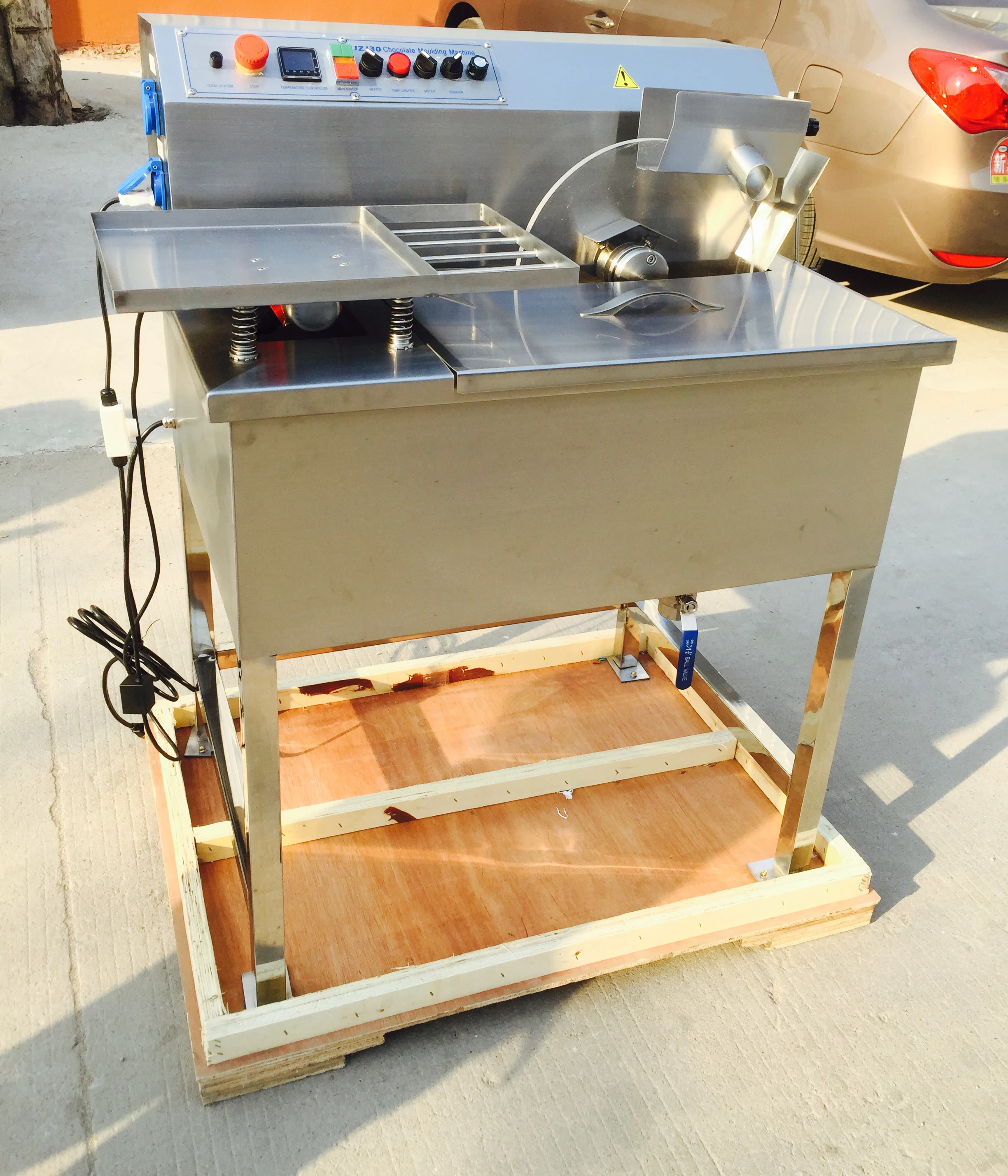 30kg/60kg melting pot chocolate machine includ vibration table tempering melter | Бытовая техника