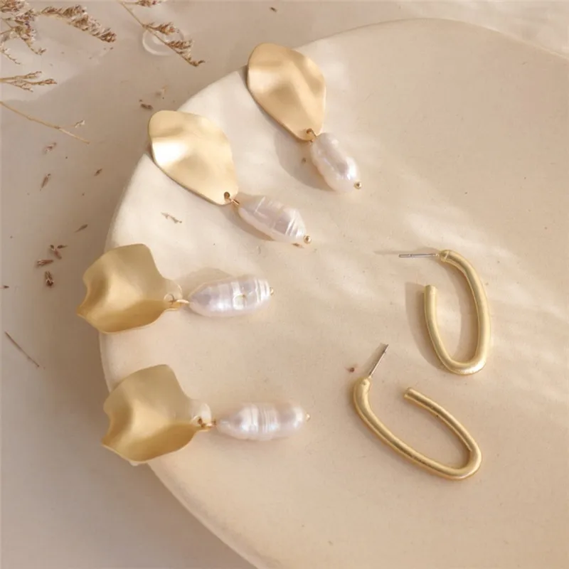 Нерегулярные естественный пресноводный Серьги с жемчугом для Для женщин