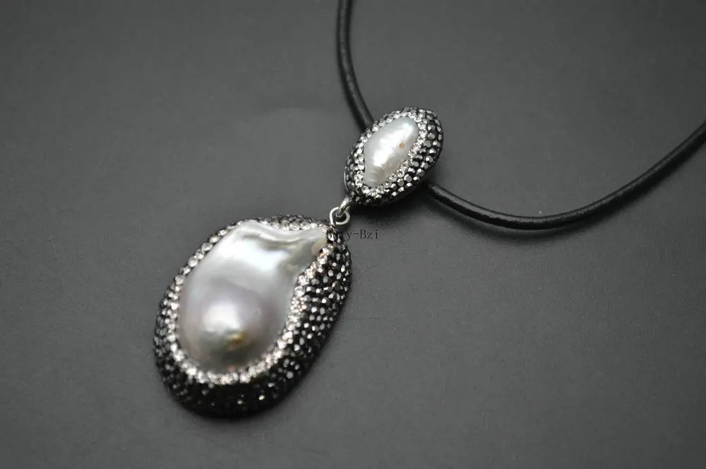 Натуральный белый пресноводный барочный жемчуг двухслойная подвеска кожаный