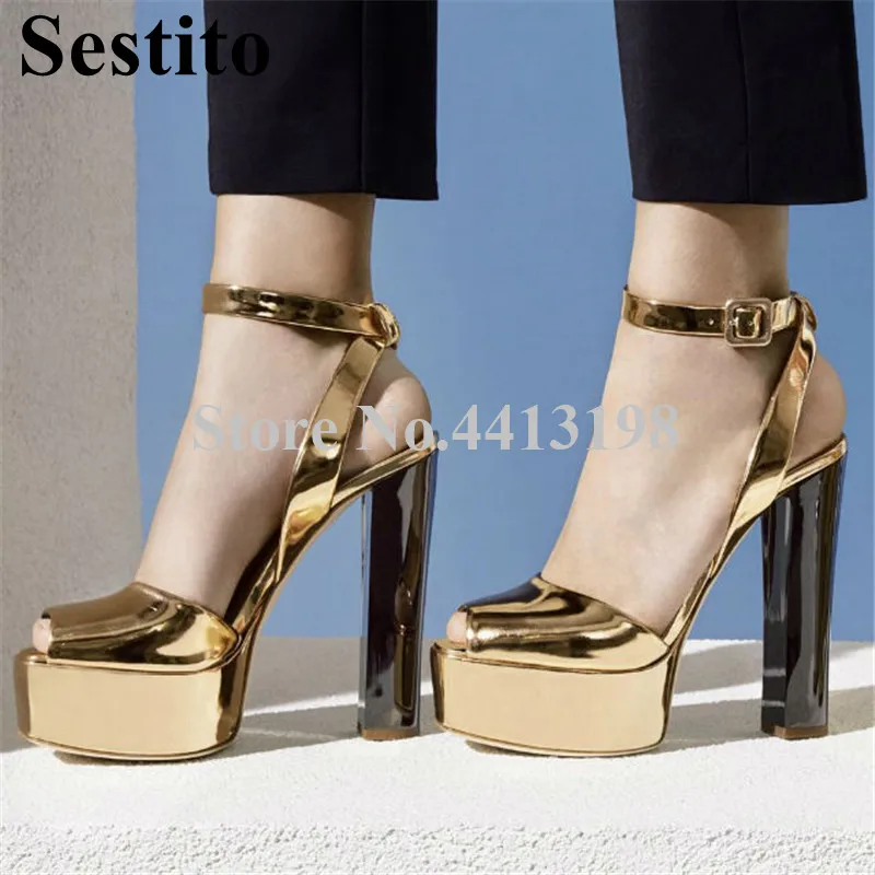 Модная повседневная обувь с золотыми пряжками вечерние женские босоножки на
