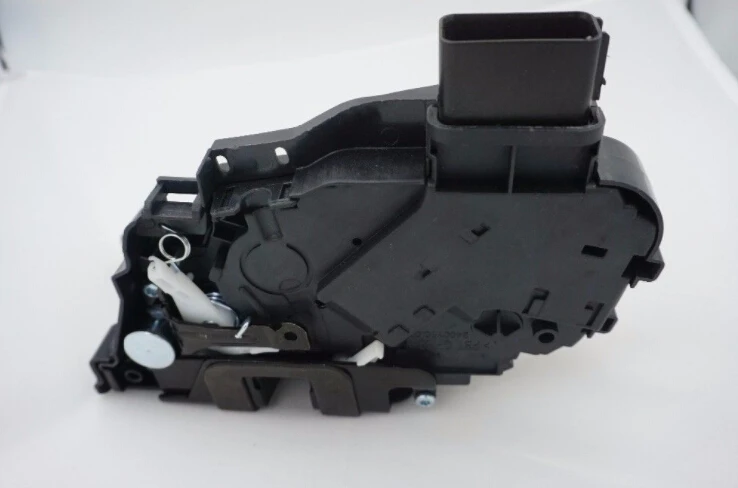 

LR011277 Front Left New Door Latch Mechanism For Land Rover Range LR3 LR4