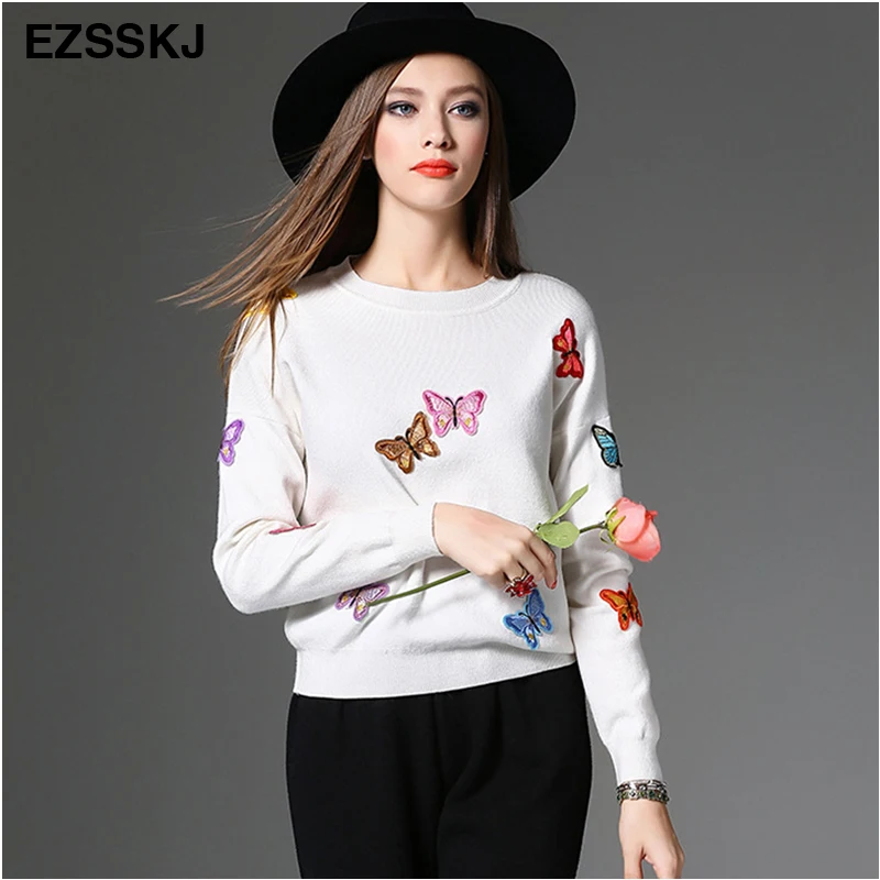 Женский вязаный свитер с аппликацией в виде бабочки повседневный осенний
