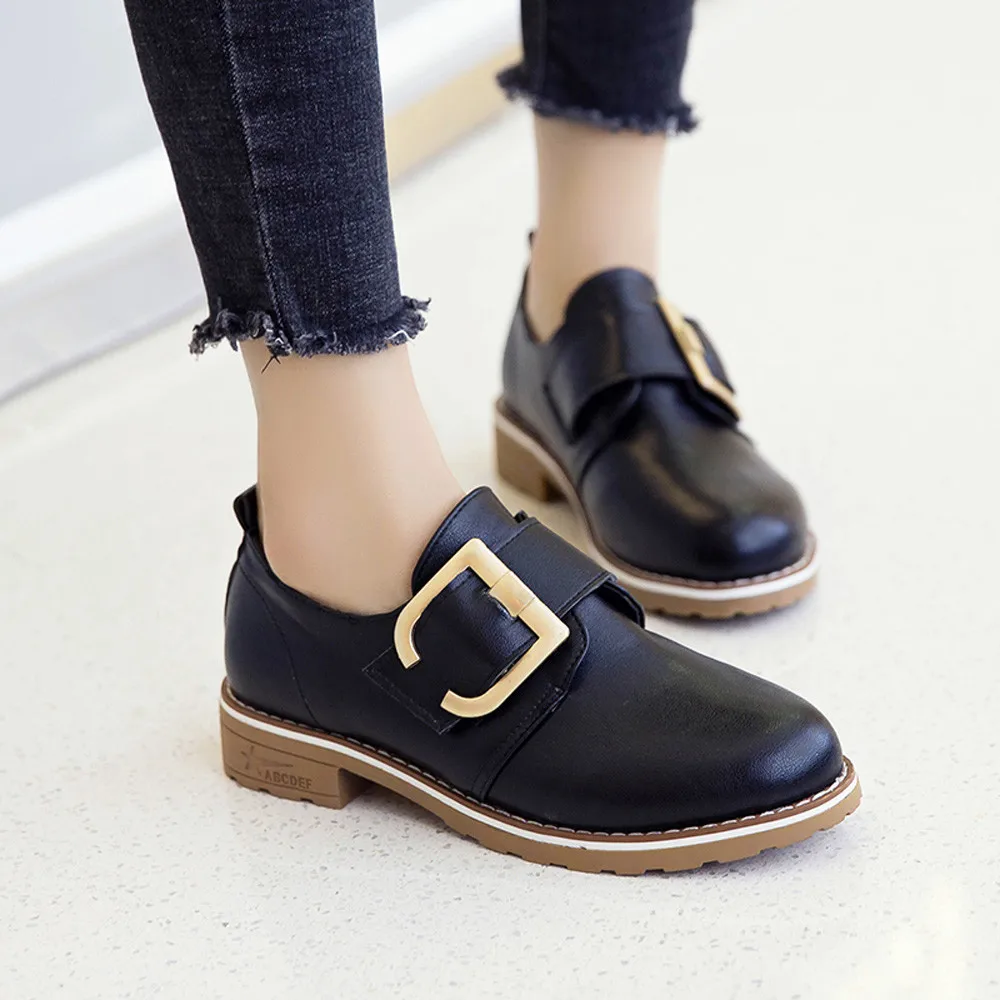 Модные кожаные ботинки для женщин на ремешке с пряжкой демисезонные Martin женская