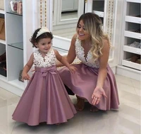 2020 lovely a line satin flower girls dresses for weddings v neck appliques lace birthday girl communion pageant gown