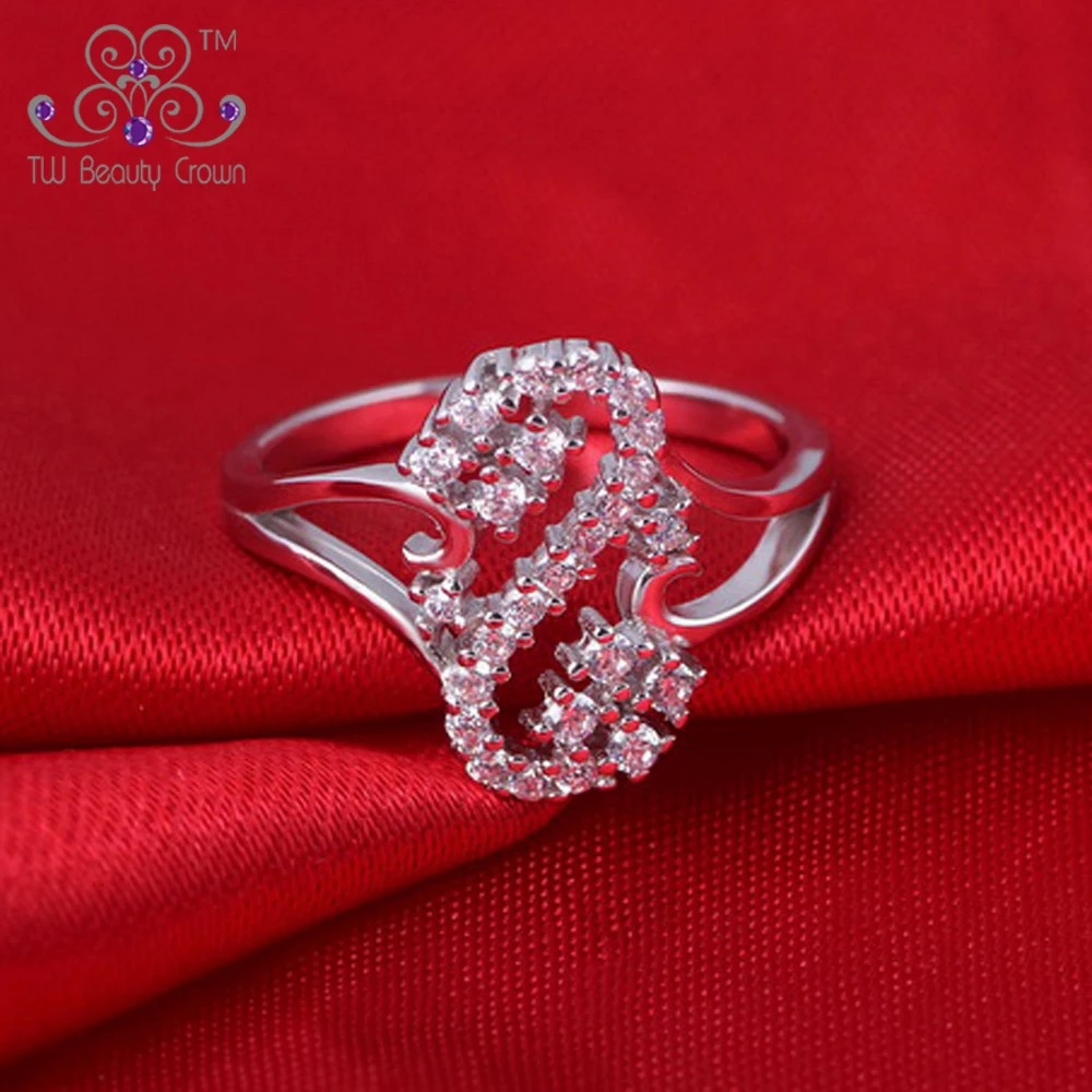 Женское кольцо из серебра 2017 пробы с белым фианитом | Украшения и аксессуары