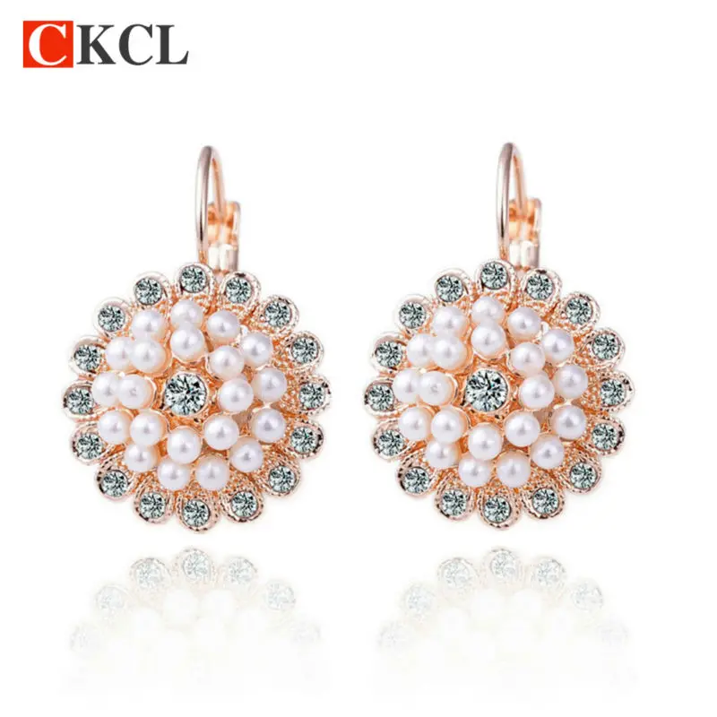 Серьги-клипсы женские с жемчужными бусинами E311JM