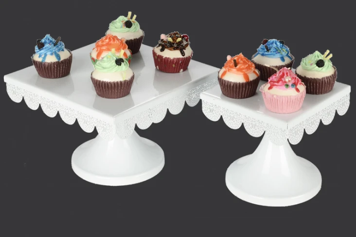 Для свадебного десертного стола украшение в европейском стиле многоцветная