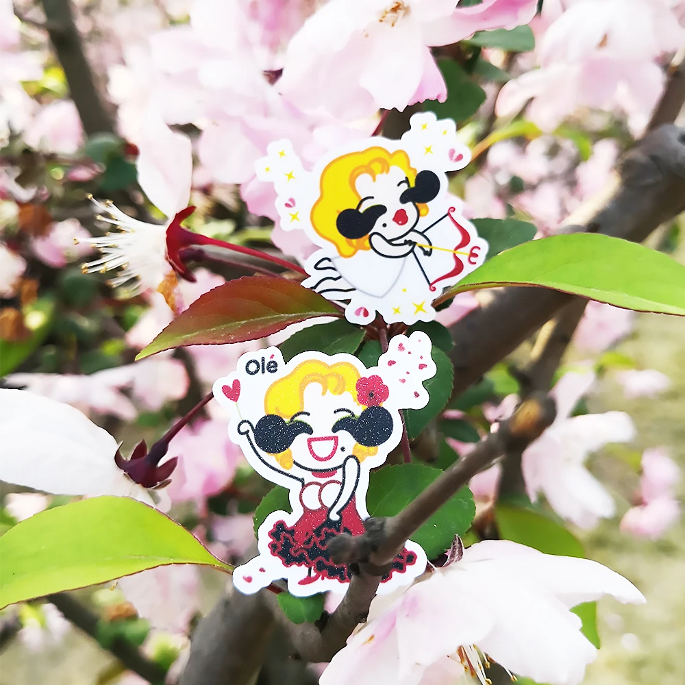 

20/40pcs Cartoon Sexy Girl Sticker Notebook Skateboard Bicycle DIY Mobile Phone Waterproof Sticker