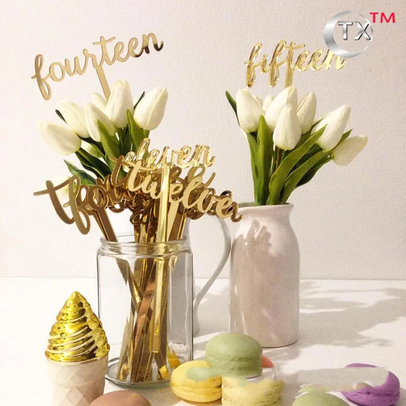 Акриловые номера свадебных столов цвета: золотистый серебристый зеркальный стол