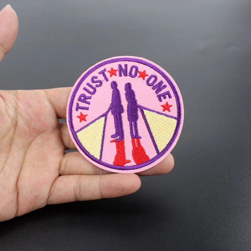 Модные крутые нашивки UFO Alien, нашивки для шитья утюгом, нашивки для одежды, круглые значки, наклейки на одежду - Color: 1 pcs